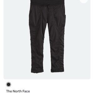 The North Face Women’s Aphrodite 2.0 Capri
